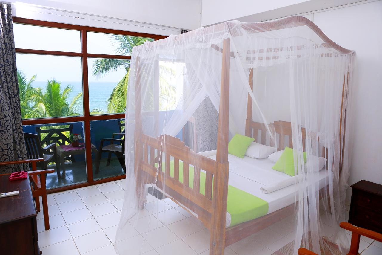 Southern Star Hotel Bentota Esterno foto