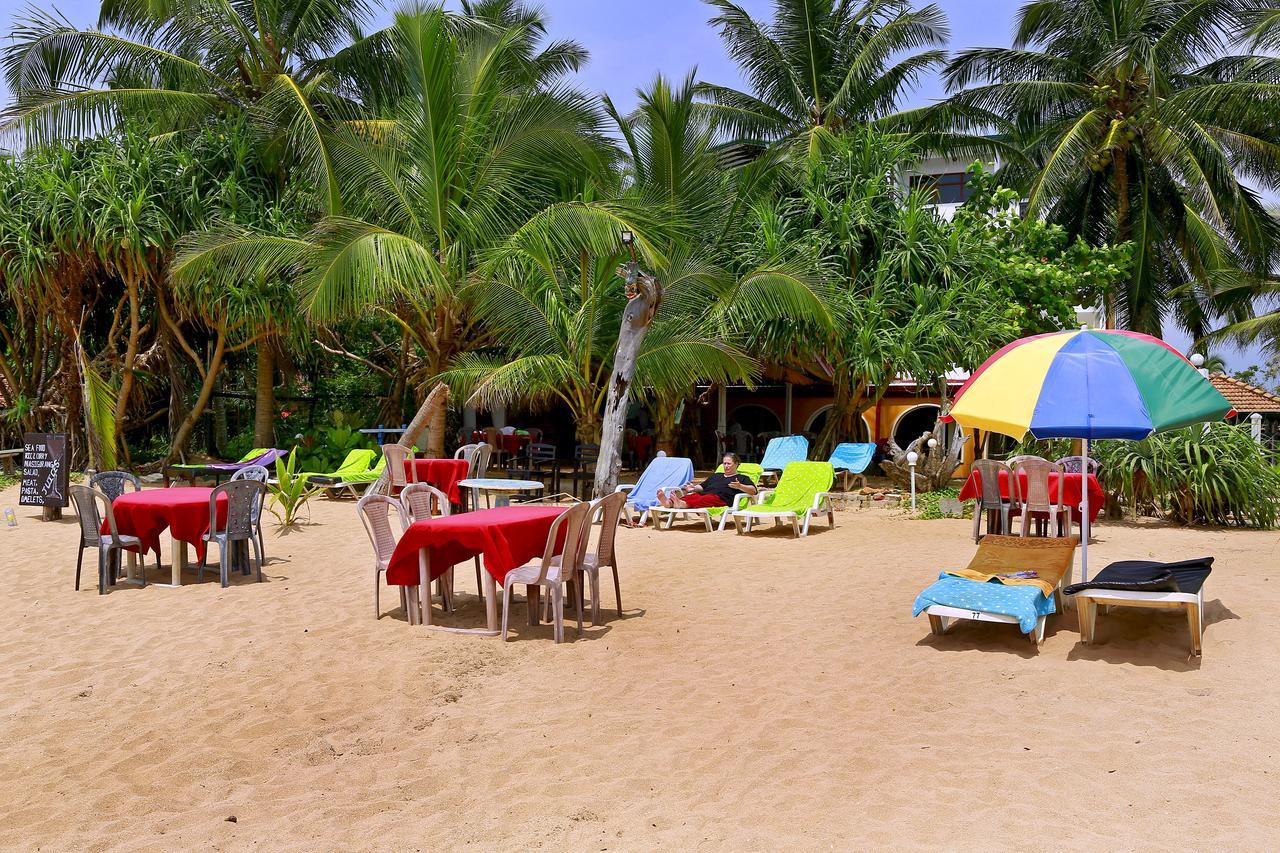 Southern Star Hotel Bentota Esterno foto