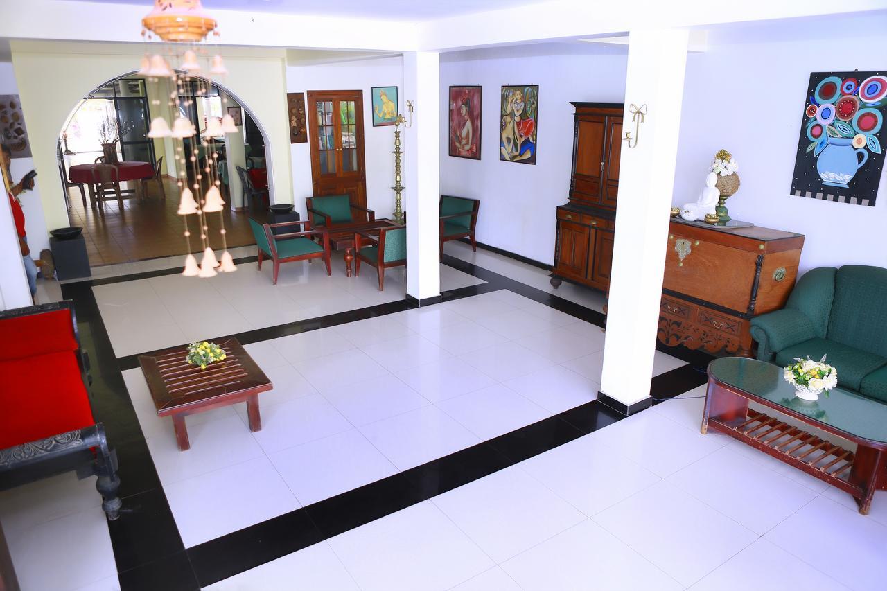Southern Star Hotel Bentota Esterno foto