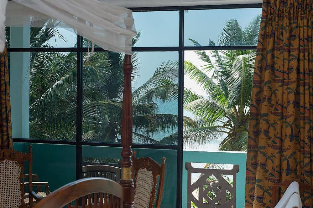 Southern Star Hotel Bentota Esterno foto
